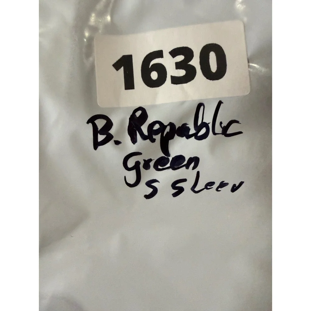 Banana Republic Shirt Mens Small‎ Green Short Sleeve Stretch Button Down Utility
